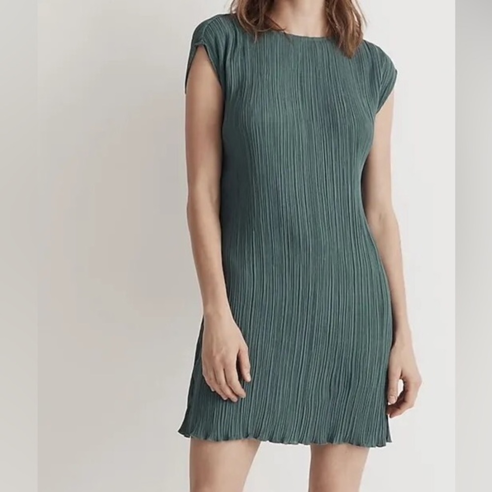 Madewell Green plisse mini dress